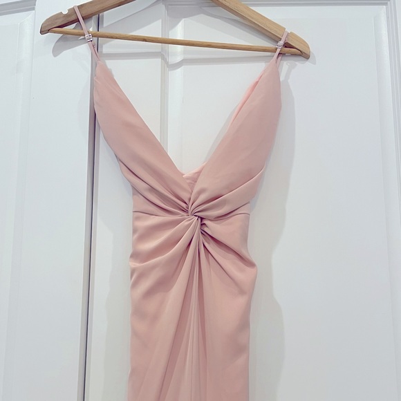 NWT Never Worn Lovers and Friends Pink Gown - Picture 5 of 9